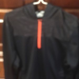 Under Armour Sweatshirt